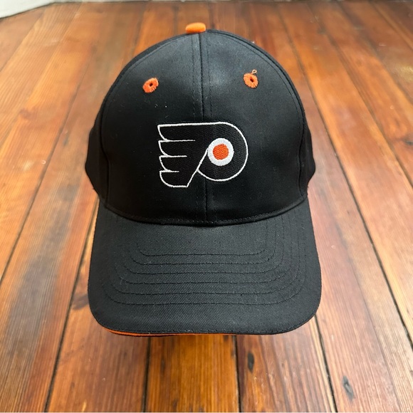 Vintage mid-2000s Dakota Shirt Companh Philadelphia Flyers black & orange hat - Picture 1 of 4